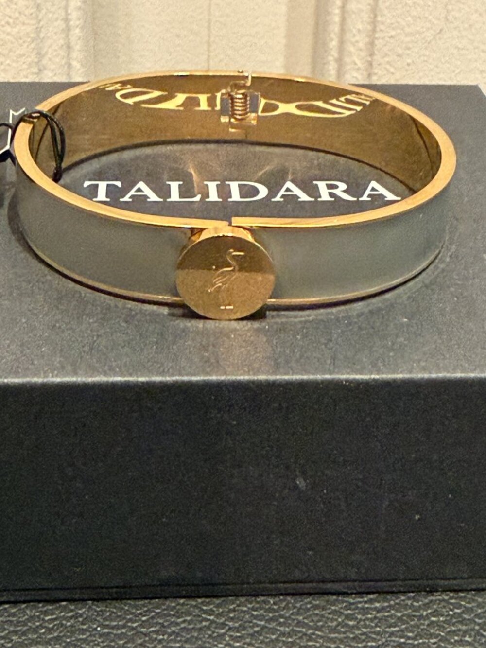 TALIDARA NWT Light Grey/Green Enamel Hinged Bangle Bracelet Gold Tone Bird Charm